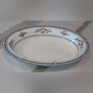 Wedgwood Hampshire R4668 Oval Serving Bowl Bone China England 11”